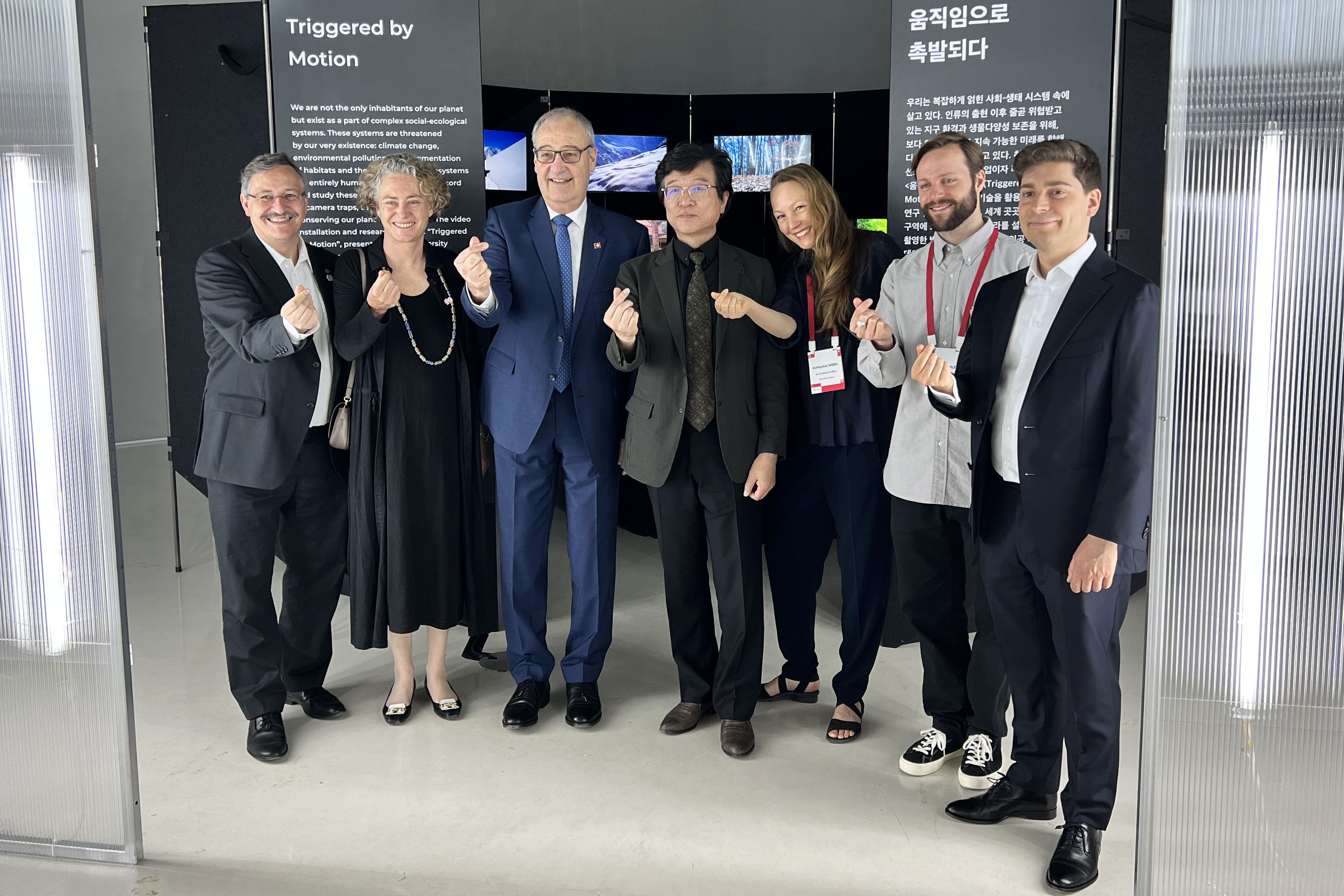 Federal Councillor Guy Parmelin during his visit at the Swiss Korean Innovation Week