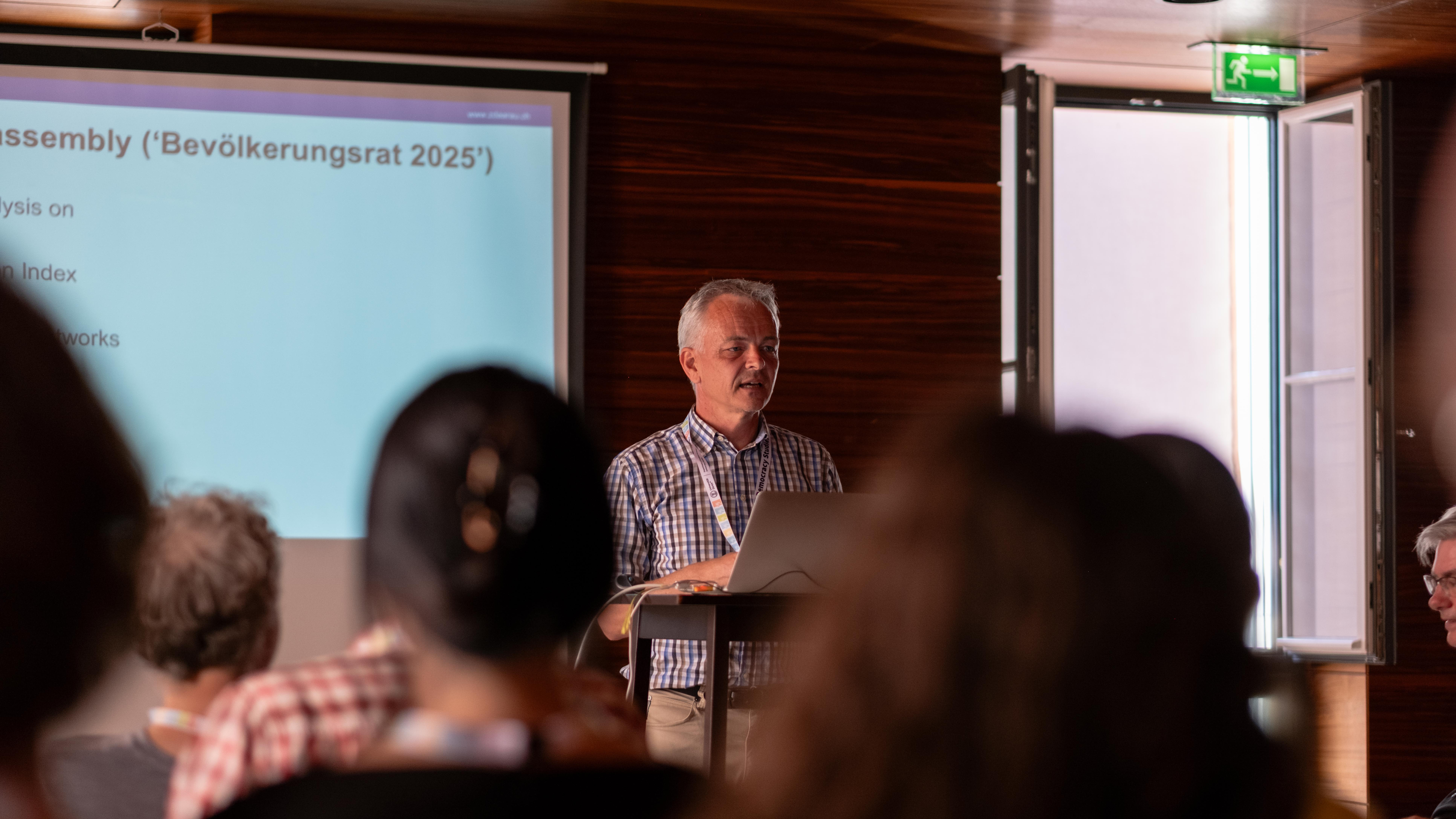 Picture of Prof. Daniel Kübler